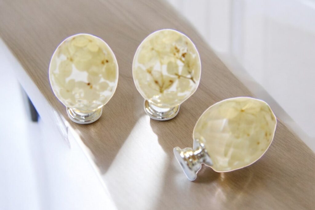 gałka meblowa żywica