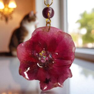 zawieszka z żywicy z kwiatka róży